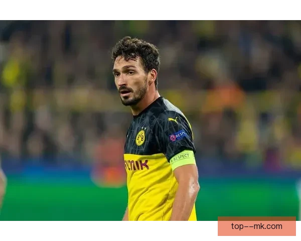 胡梅尔斯千场纪念活动多特蒙德主场迎战波尔图前夕举办